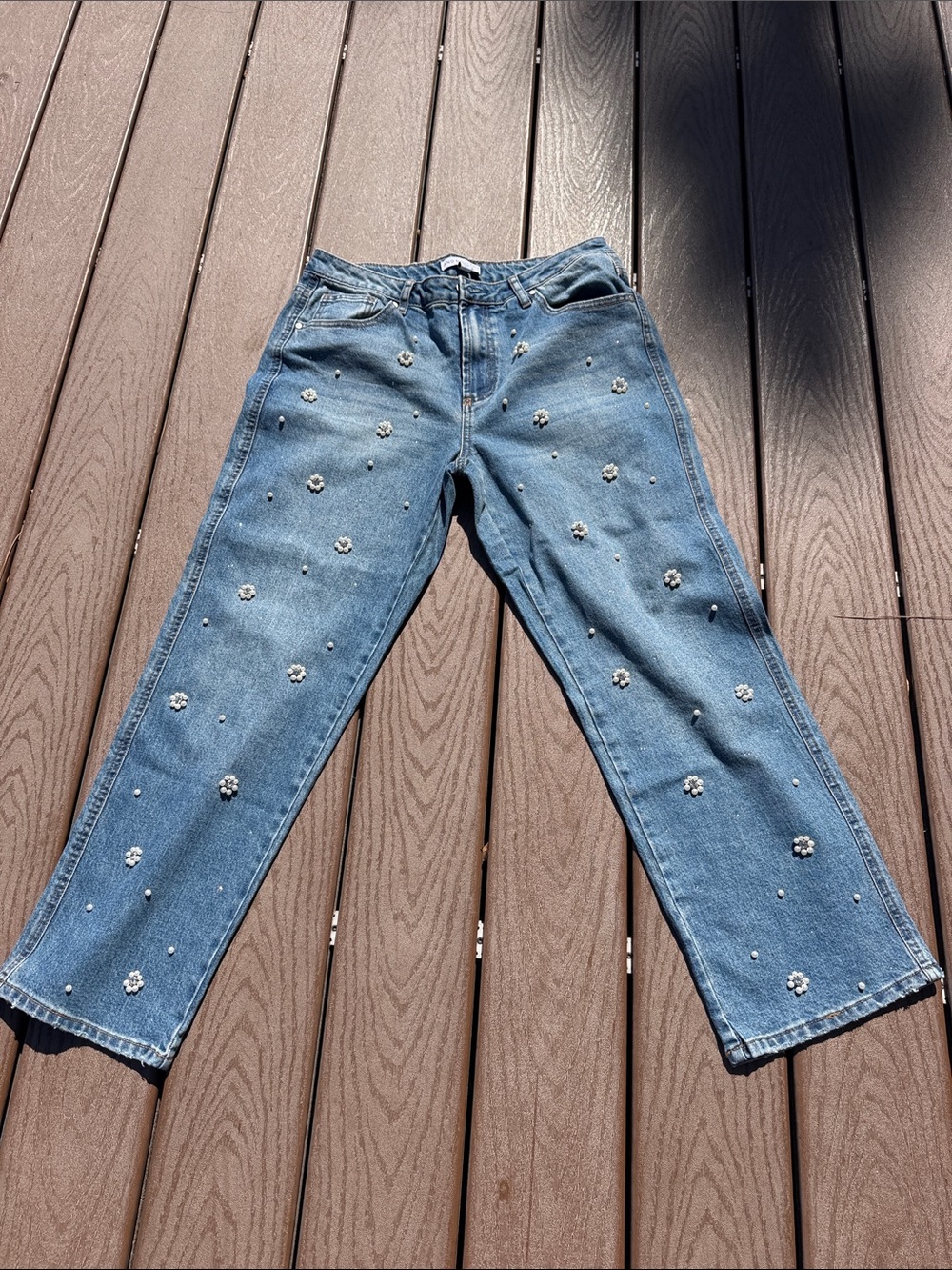 Blue Straight-Leg Women’s Jeans with Pearl Floral Accents